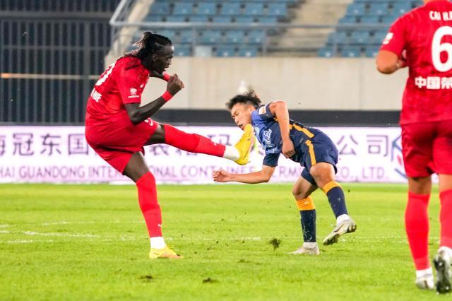 开云体育-【中超】王燊超破门恩迪亚耶爆射 海港2比0广州城