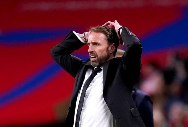 索斯盖特：球员开会是积极信号 世界杯压力躲不过